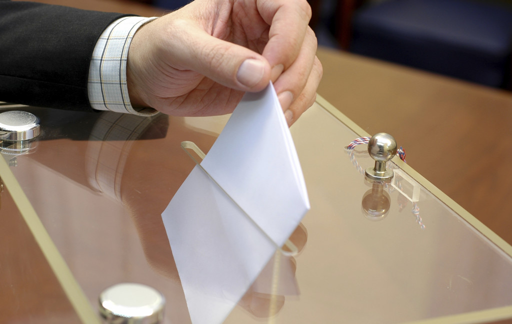iStock_000006080605_Large | Whitehouse Communications